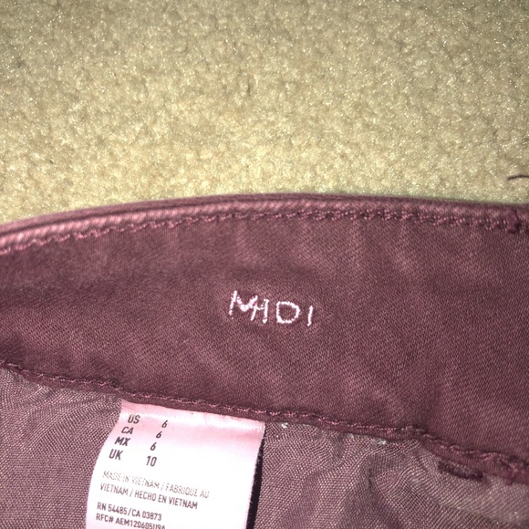 cute midi shorts - Picture 3 of 3